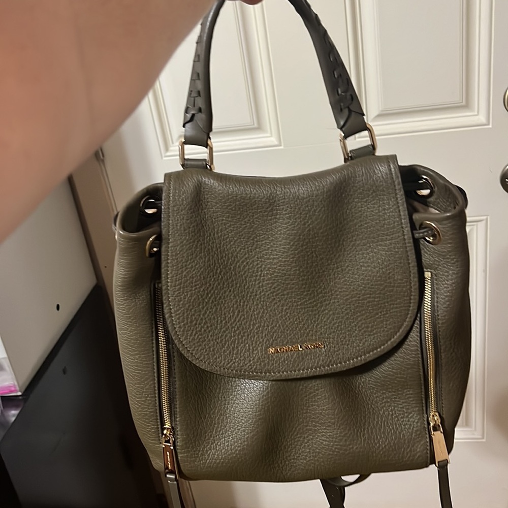 Michael Kors l The Viv Backpack Large